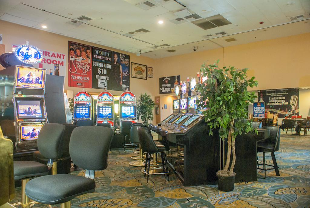 Clarion Hotel & Casino Las Vegas Exterior photo